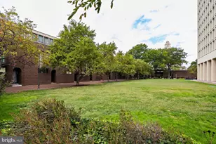 242 Locust St, Philadelphia, PA 19106 - Photo 62