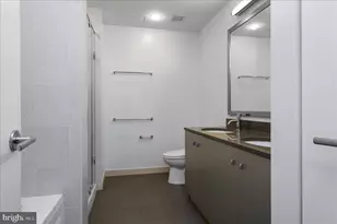 2101 Market St, Philadelphia, PA 19103 - Photo 12