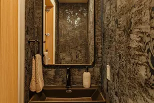 516 S 21st St, Philadelphia, PA 19146 - Photo 16