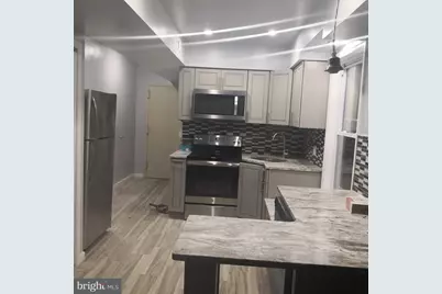 600 N 11th Street #2F, Philadelphia, PA 19123 - Photo 4