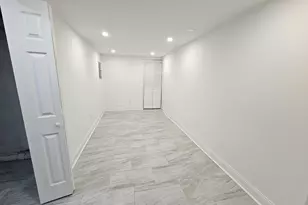 2059 Wilmot St, Philadelphia, PA 19124 - Photo 20