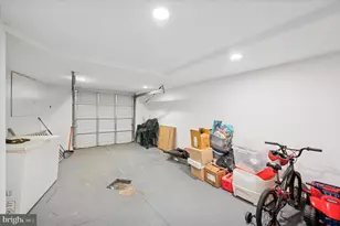 5823 Upland Way, Philadelphia, PA 19131 - Photo 32