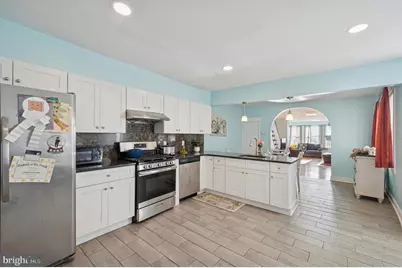 5823 Upland Way, Philadelphia, PA 19131 - Photo 16