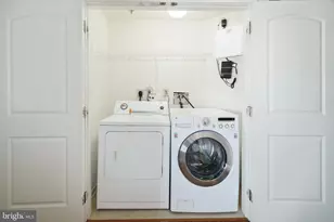 113 N Bread St, Philadelphia, PA 19106 - Photo 14