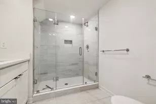 1716 Cambridge St, Philadelphia, PA 19130 - Photo 20