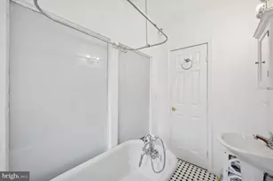 2031 E Letterly St, Philadelphia, PA 19125 - Photo 16