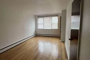 23438 W Roosevelt Blvd, Philadelphia, PA 19120 - Photo 1