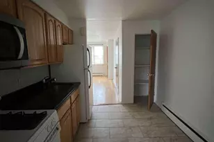 23438 W Roosevelt Blvd, Philadelphia, PA 19120 - Photo 4