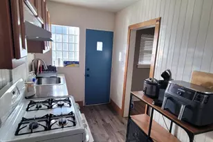 1022 W Oregon Ave, Philadelphia, PA 19148 - Photo 16