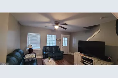 1022 W Oregon Avenue, Philadelphia, PA 19148 - Photo 4