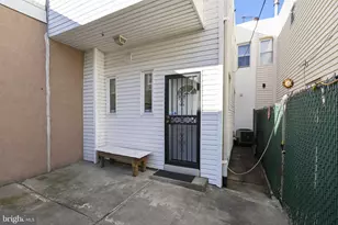 2515 S 16th St, Philadelphia, PA 19145 - Photo 14