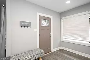 7027 Charles St, Philadelphia, PA 19135 - Photo 2