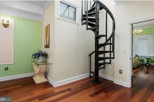 26 S Strawberry St, Philadelphia, PA 19106 - Photo 28