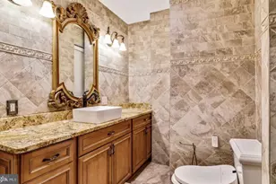 26 S Strawberry St, Philadelphia, PA 19106 - Photo 22