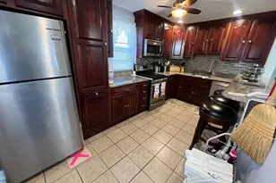 1117 St Vincent St, Philadelphia, PA 19111 - Photo 14