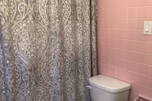 2041 S Bancroft St, Philadelphia, PA 19145 - Photo 14