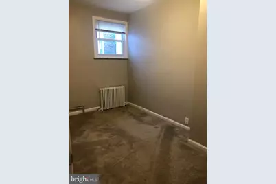 2041 S Bancroft Street, Philadelphia, PA 19145 - Photo 8