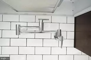 2332 S Bouvier St, Philadelphia, PA 19145 - Photo 16