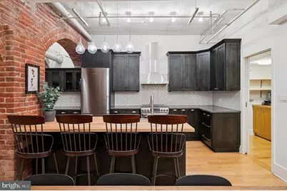 102 Church Street #101 (110), Philadelphia, PA 19106 - Photo 2