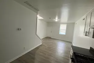 3135 N Bambrey St, Philadelphia, PA 19132 - Photo 4