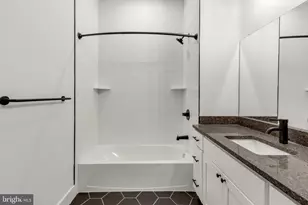 2214 N Front St, Philadelphia, PA 19133 - Photo 14