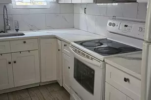 5226 Burton St, Philadelphia, PA 19124 - Photo 4