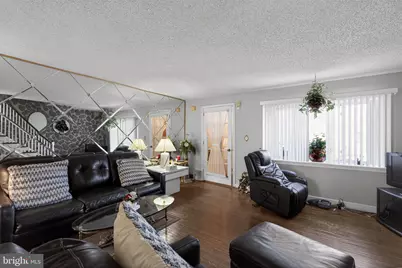 8238 Forrest Avenue, Philadelphia, PA 19150 - Photo 4