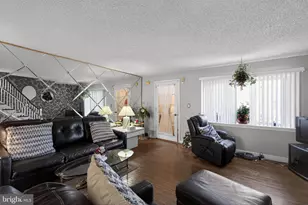 8238 Forrest Ave, Philadelphia, PA 19150 - Photo 4