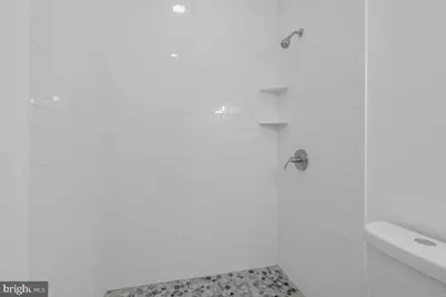 1135 W Venango Street, Philadelphia, PA 19140 - Photo 14