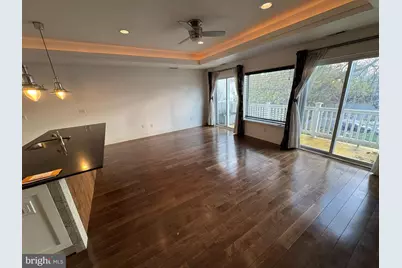 1022 Fairmount Avenue #5, Philadelphia, PA 19123 - Photo 4