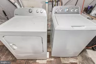 307 E Cheltenham Ave, Philadelphia, PA 19120 - Photo 32