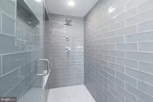 711 N 16th St, Philadelphia, PA 19130 - Photo 18