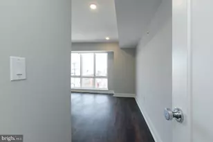 711 N 16th St, Philadelphia, PA 19130 - Photo 12