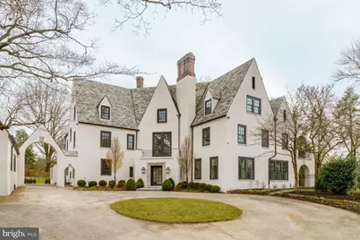 422 W Chestnut Hill Avenue, Philadelphia, PA 19118 - Photo 1