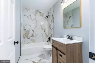 2058 E Stella St, Philadelphia, PA 19134 - Photo 16