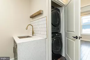 1919 Brown St, Philadelphia, PA 19130 - Photo 10