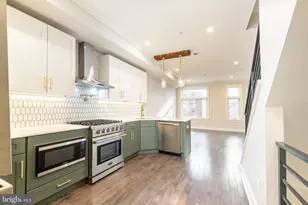 1919 Brown St, Philadelphia, PA 19130 - Photo 2