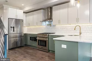 1919 Brown St, Philadelphia, PA 19130 - Photo 4