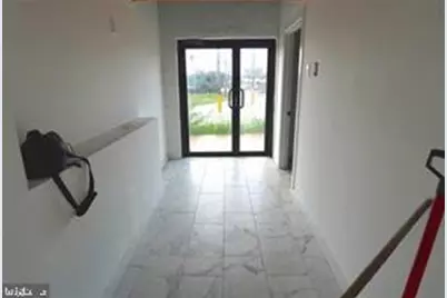 7339 Elmwood Avenue, Philadelphia, PA 19142 - Photo 6