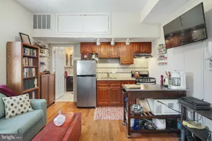 2001 Federal St, Philadelphia, PA 19146 - Photo 2