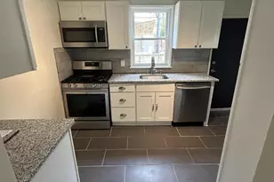 2637 Latona St, Philadelphia, PA 19146 - Photo 4