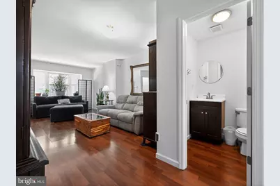 2310 S Warnock Street, Philadelphia, PA 19148 - Photo 4