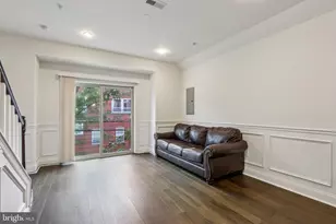 605 N 12th St, Philadelphia, PA 19123 - Photo 6