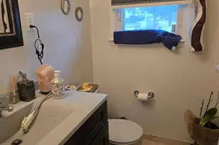 1127 Hower Ln, Philadelphia, PA 19115 - Photo 4