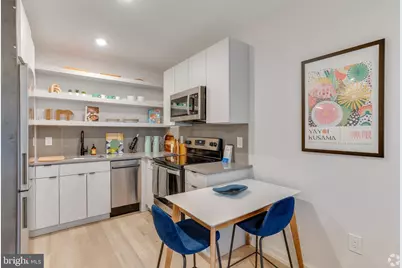 2009 N Howard Street #212, Philadelphia, PA 19122 - Photo 2