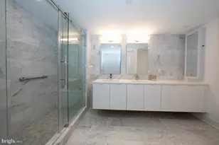 202 W Rittenhouse Square, Philadelphia, PA 19103 - Photo 26