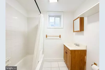 2040 N Carlisle Street, Philadelphia, PA 19121 - Photo 12