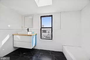 1253 S 32nd St, Philadelphia, PA 19146 - Photo 16