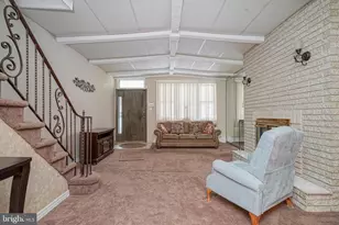 1633 W Porter St, Philadelphia, PA 19145 - Photo 4