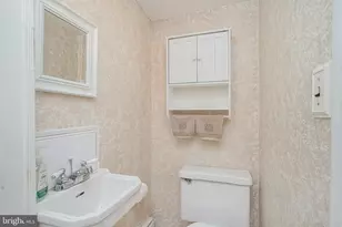 1633 W Porter St, Philadelphia, PA 19145 - Photo 10